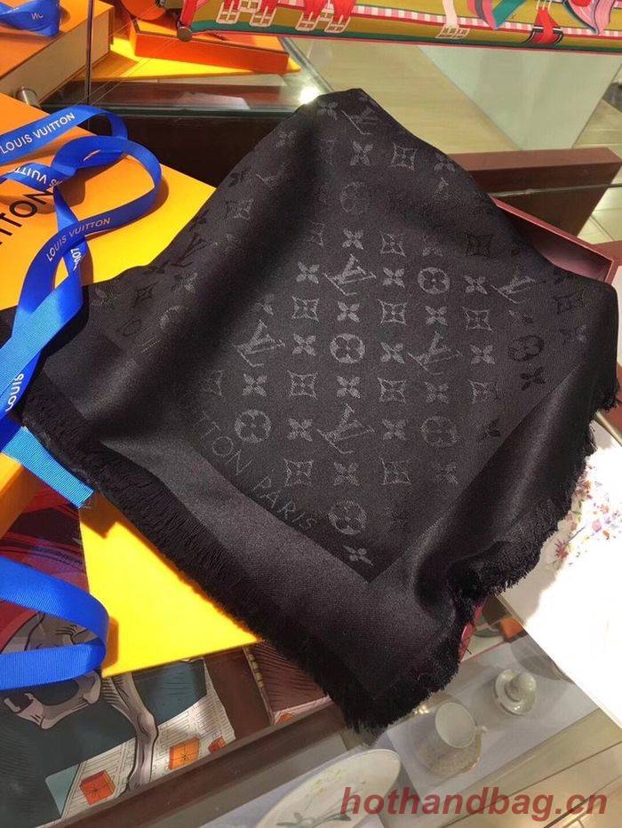 Louis Vuitton Scarf LV00109